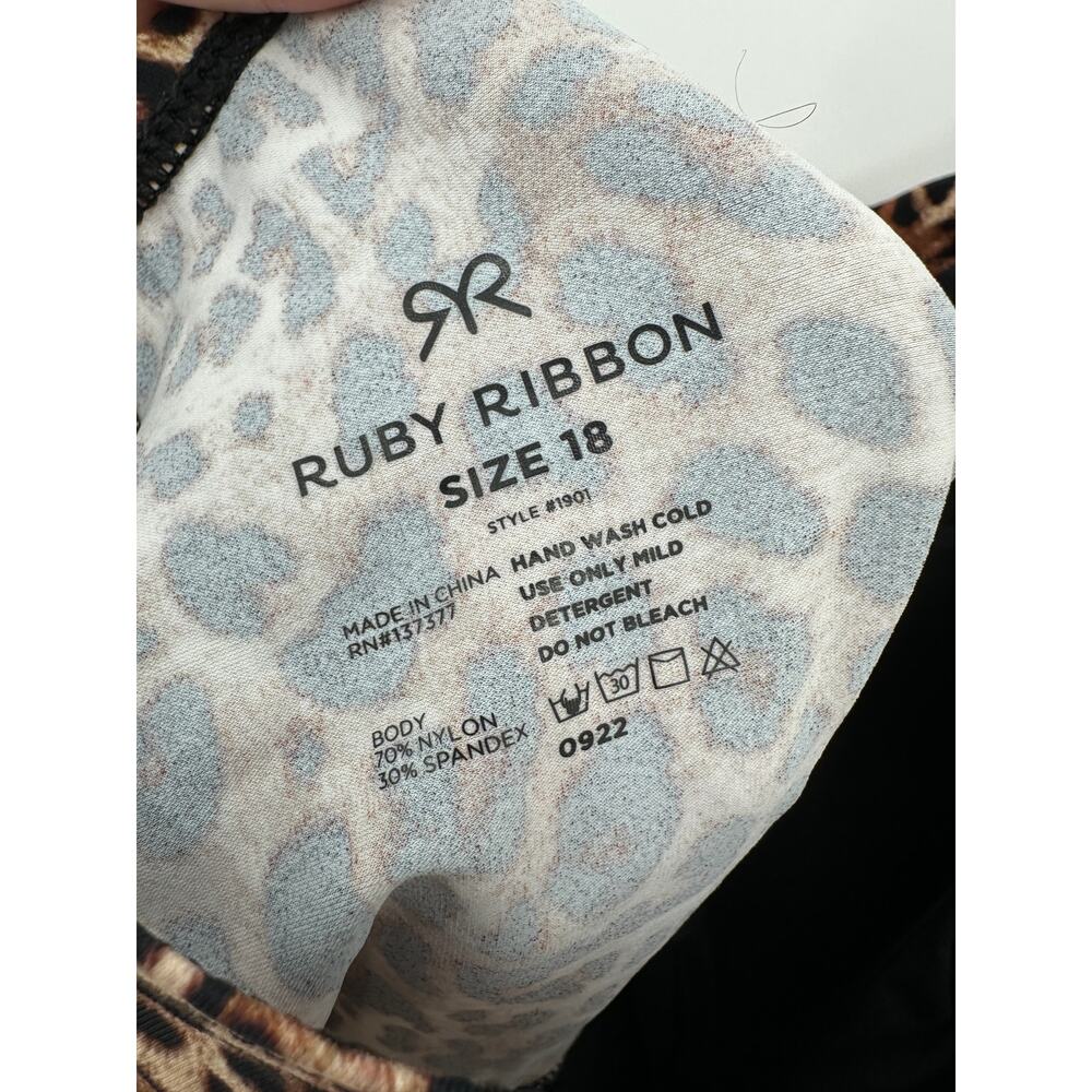 Ruby Ribbon Womens Animal Print Riviera One Piece Swimsuit Size 18 Beach Vaca - Picture 6 of 11